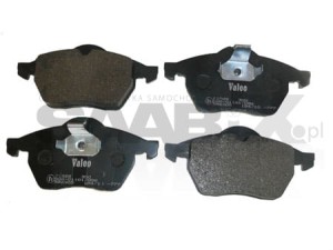 KLOCKI HAMULCOWE PRZÓD 900NG 9-3 9-5