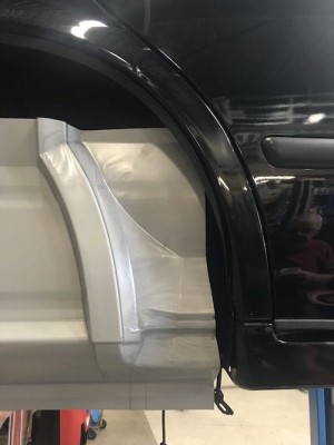 REPERATURKA BŁOTNIKA NADKOLA DÓŁ PROGU TYŁ LEWA DO SAAB 9-5