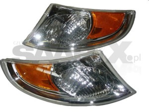 LAMPA KIERUNKOWSKAZ USA LEWY PRAWY PRZÓD SAAB 9-5 PO LIFT 2002R.