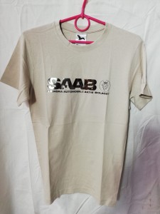 KOSZULKA T-SHIRT BEŻOWA Z NADRUKIEM SAAB