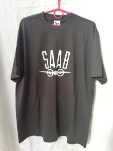 KOSZULKA T-SHIRT GRAFITOWA Z NADRUKIEM SAAB