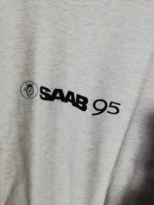 KOSZULKA T-SHIRT SZARY JASNY Z NADRUKIEM SAAB 95