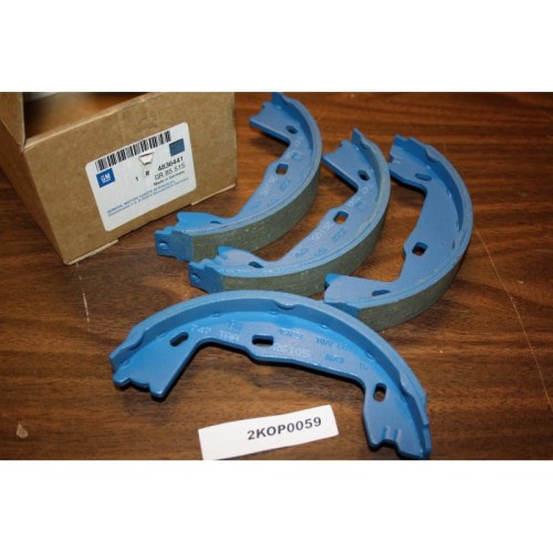 4836441-saab-opel-handbrake-shoes.jpg