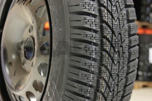 KOŁA FELGI STALOWE 15 CALI OPONY ZIMOWE MICHELIN ALPIN A4 195/65R15 DO SAAB 900NG 9-3 9-5 NOWE ORYGINAŁ