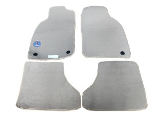 DYWANIKI WELUROWE BEŻOWE Z LOGO SAAB 9-3 I CABRIO 98r.-02r.