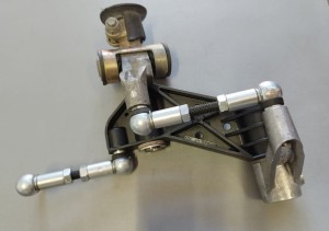 WYBIERAK SKRZYNI BIEGÓW MANUALNEJ 9-3 OG 98-02r. PO REGENERACJI