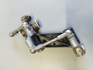 WYBIERAK SKRZYNI BIEGÓW MANUALNEJ 9-5 OG 98-04r. PO REGENERACJI