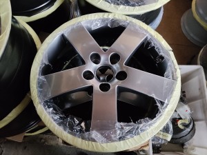 FELGI ALUMINIOWE SAAB 17 cali KOMPLET ALU52  400133377