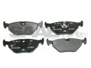 KLOCKI HAMULCOWE TYŁ SAAB 9-5 OD 99R. DO 10R. ATE