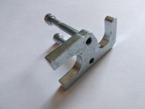 BLACHA ŚRUBKI ZESTAW ZAWÓR ROZPRĘŻNY KLIMATYZACJI DO SAAB 9-3 SS SC 03-12R